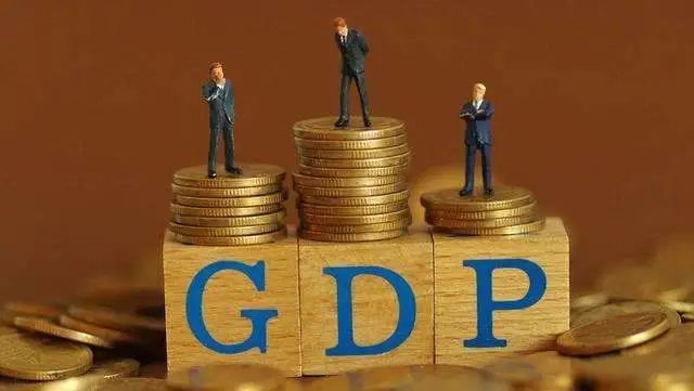 中国美国gdp_日本学者：疫情危机让美国经济“悲惨”中国要好很多